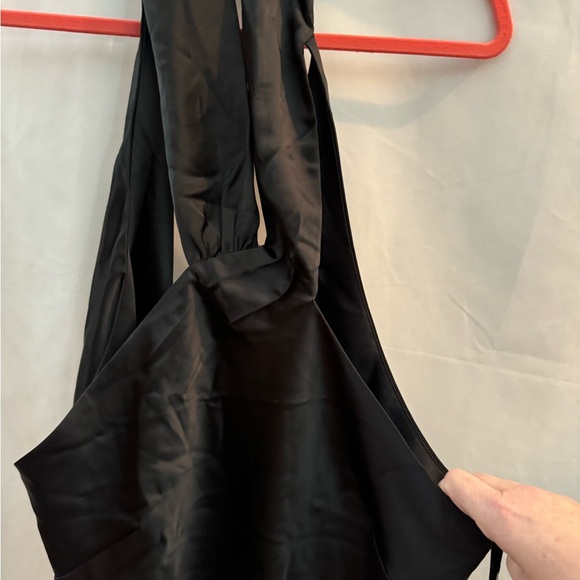 Lovely Imogen Draped Twist Halter Tie Back Trumpet Gown Black XL - Picture 4 of 10